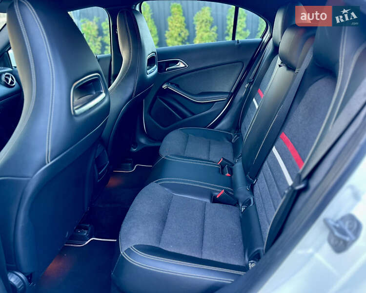 Хетчбек Mercedes-Benz A-Class 2012 в Києві