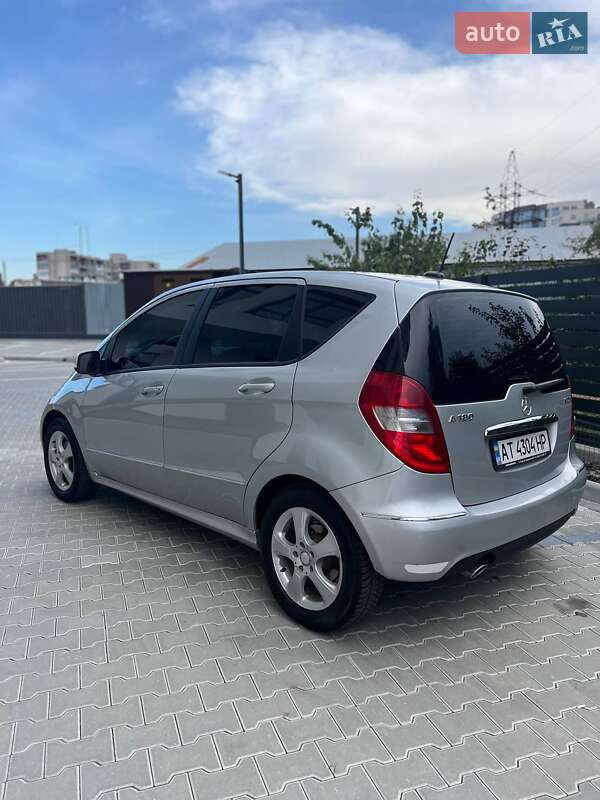 Хэтчбек Mercedes-Benz A-Class 2010 в Ивано-Франковске фото 10 Хэтчбек Mercedes-Benz A-Class 2010 в Ивано-Франковске