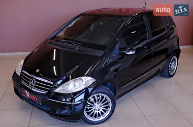 Хэтчбек Mercedes-Benz A-Class 2006 в  фото 14 Хэтчбек Mercedes-Benz A-Class 2006 в