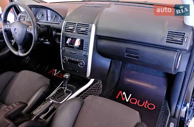 Хэтчбек Mercedes-Benz A-Class 2006 в  фото 49 Хэтчбек Mercedes-Benz A-Class 2006 в