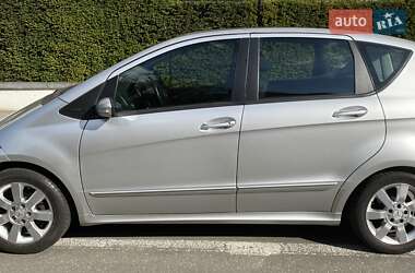 Хэтчбек Mercedes-Benz A-Class 2006 в 