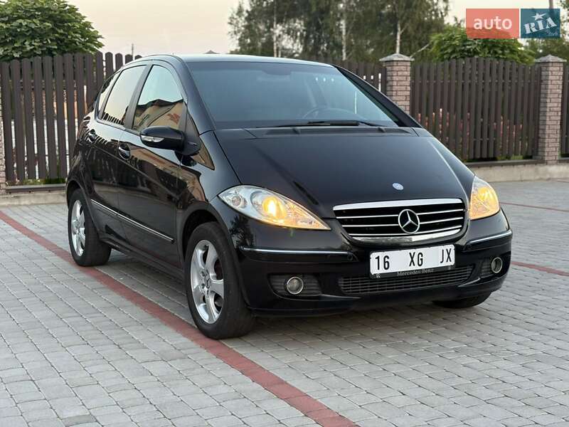 Хэтчбек Mercedes-Benz A-Class 2006 в 