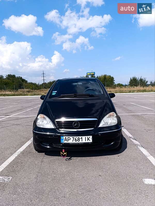 Хэтчбек Mercedes-Benz A-Class 2002 в 