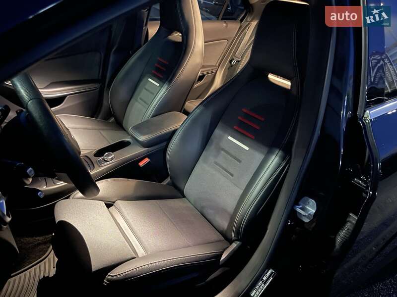 Хэтчбек Mercedes-Benz A-Class 2016 в Киеве