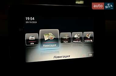 Хэтчбек Mercedes-Benz A-Class 2016 в 