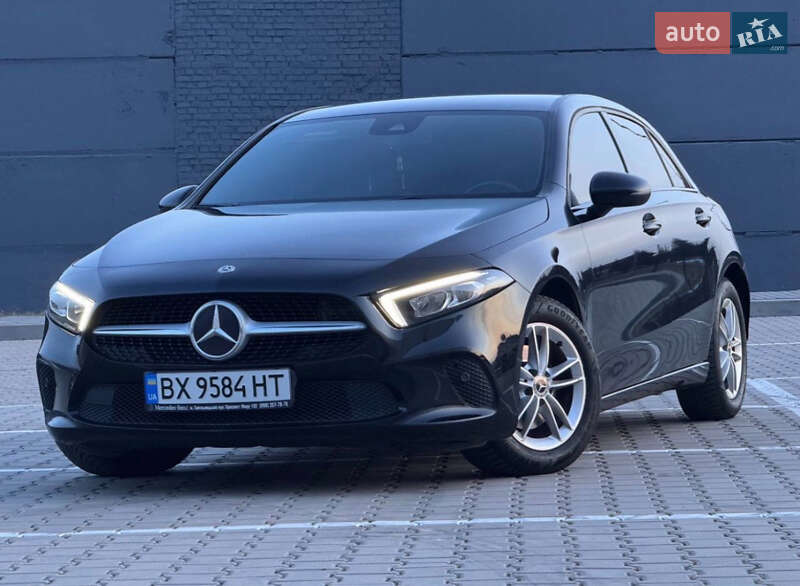 Хэтчбек Mercedes-Benz A-Class 2019 в 