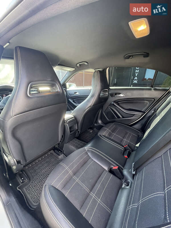 Хэтчбек Mercedes-Benz A-Class 2016 в Львове