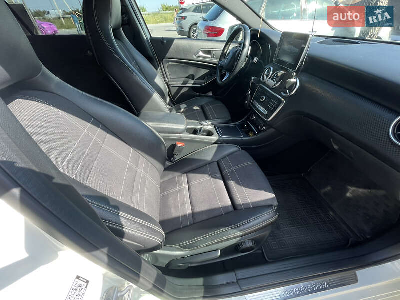 Хэтчбек Mercedes-Benz A-Class 2016 в Львове