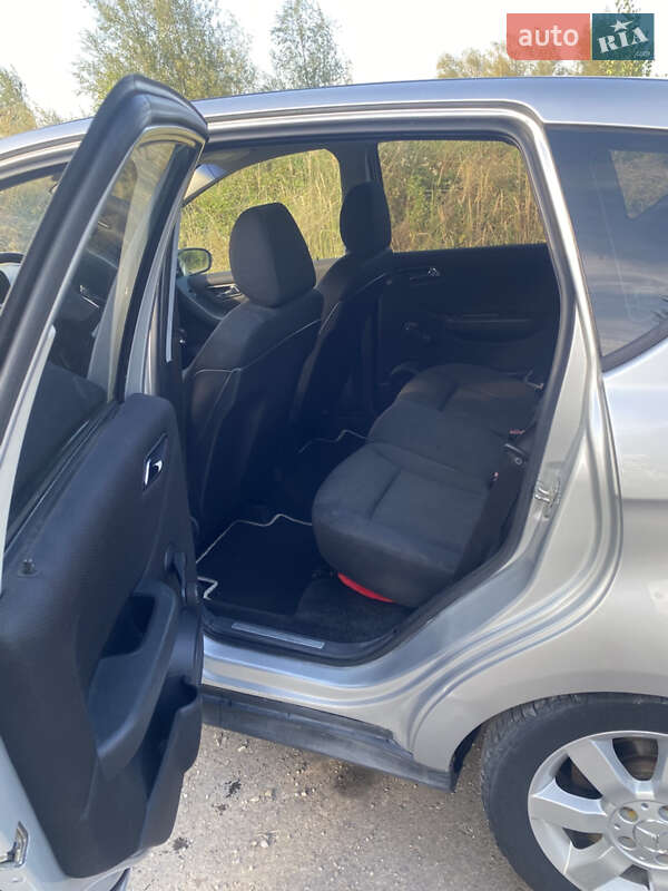 Хетчбек Mercedes-Benz A-Class 2006 в Коломиї фото 16 Хетчбек Mercedes-Benz A-Class 2006 в Коломиї