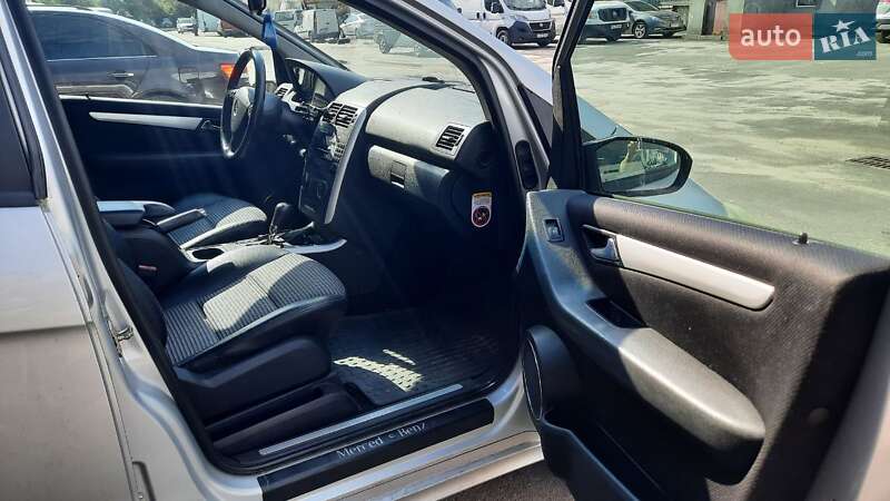 Хэтчбек Mercedes-Benz A-Class 2006 в Киеве