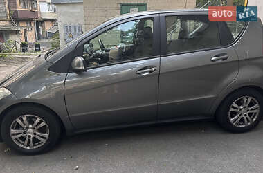 Хэтчбек Mercedes-Benz A-Class 2008 в 