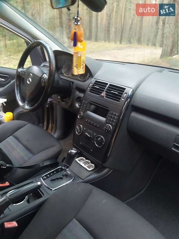 Хэтчбек Mercedes-Benz A-Class 2005 в Нетешине