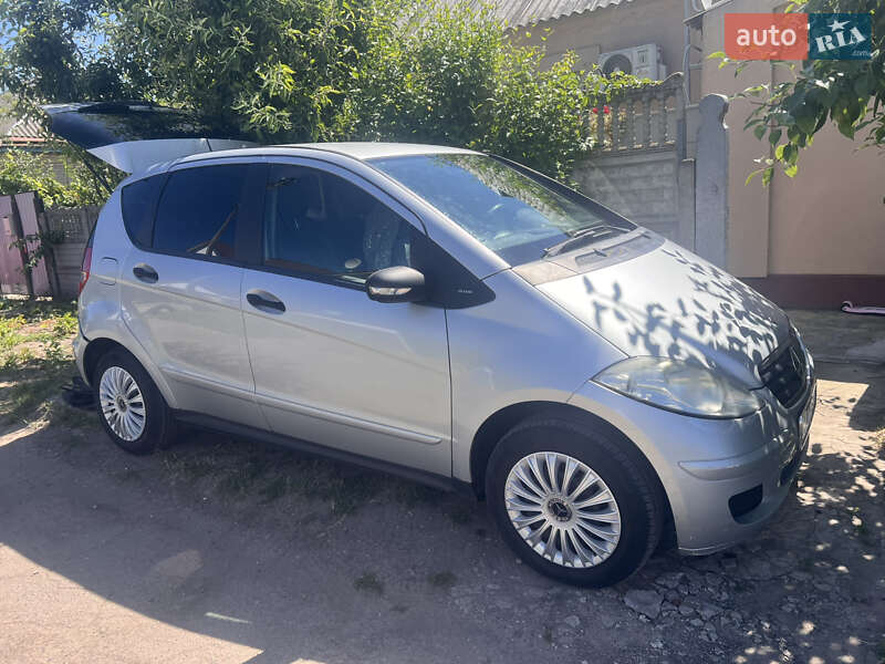 Хэтчбек Mercedes-Benz A-Class 2005 в 