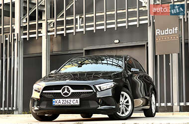 Хэтчбек Mercedes-Benz A-Class 2019 в 