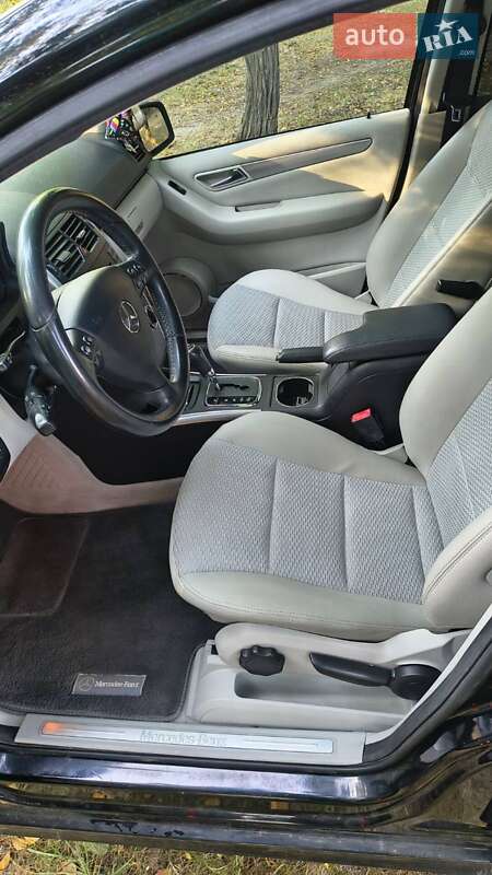 Хэтчбек Mercedes-Benz A-Class 2010 в Луцке