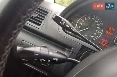 Хэтчбек Mercedes-Benz A-Class 2006 в 