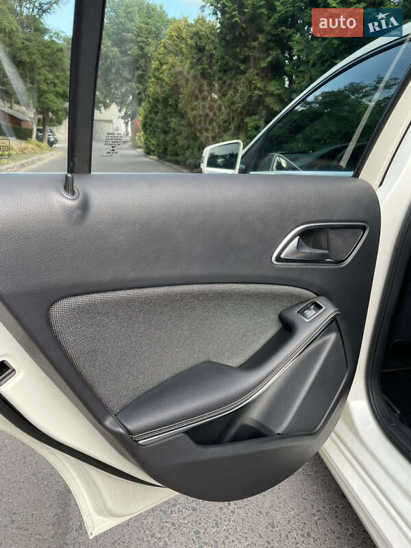 Хэтчбек Mercedes-Benz A-Class 2014 в Кропивницком фото 12 Хэтчбек Mercedes-Benz A-Class 2014 в Кропивницком