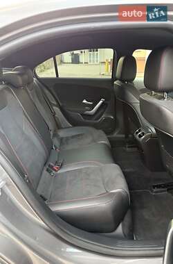 Седан Mercedes-Benz A-Class 2019 в 