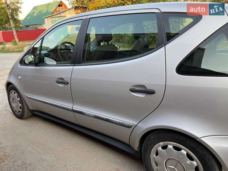 Хэтчбек Mercedes-Benz A-Class 2001 в Днепре фото 6 Хэтчбек Mercedes-Benz A-Class 2001 в Днепре