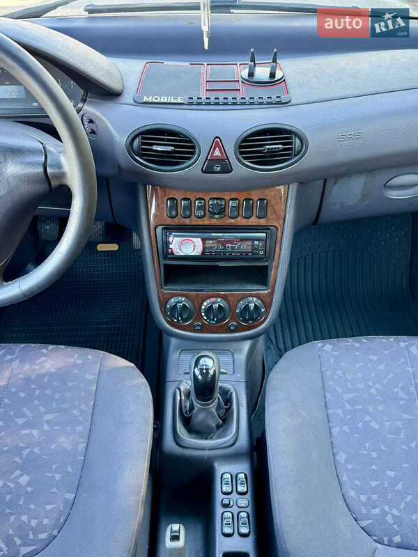Хетчбек Mercedes-Benz A-Class 2001 в Києві