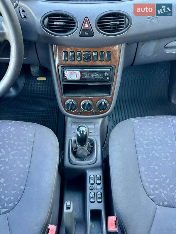 Хетчбек Mercedes-Benz A-Class 2001 в Києві
