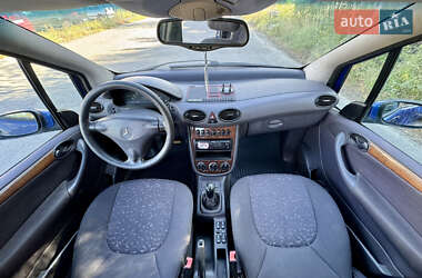 Хэтчбек Mercedes-Benz A-Class 2001 в 