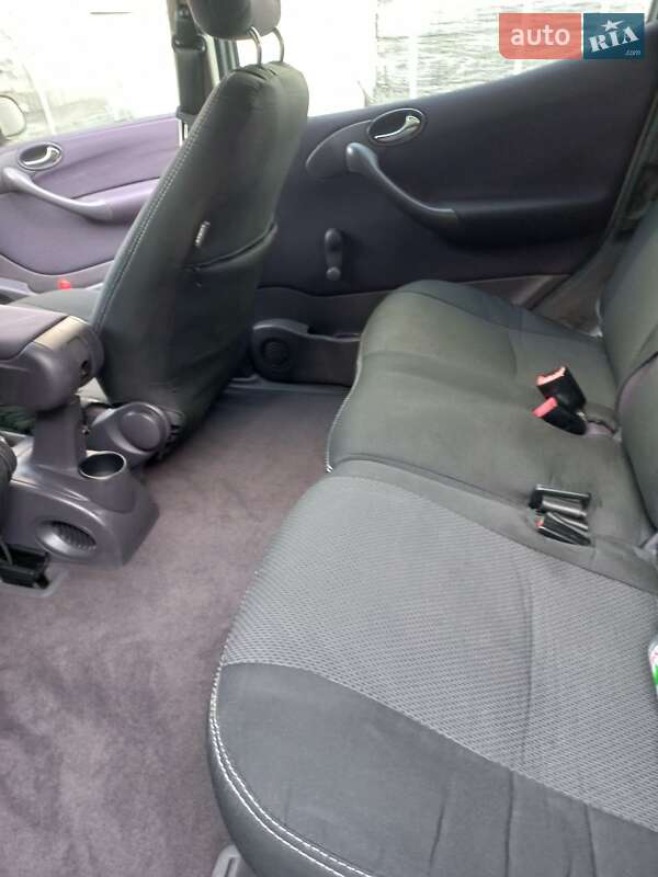 Хэтчбек Mercedes-Benz A-Class 2001 в Днепре фото 11 Хэтчбек Mercedes-Benz A-Class 2001 в Днепре