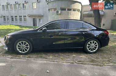 Седан Mercedes-Benz A-Class 2019 в 