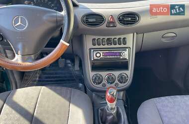 Хэтчбек Mercedes-Benz A-Class 2003 в 