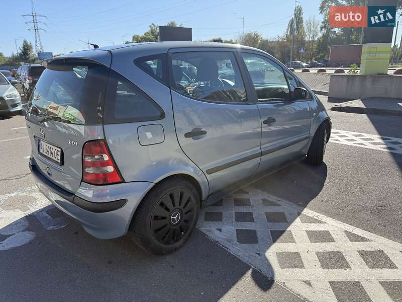 Хэтчбек Mercedes-Benz A-Class 2002 в Киеве