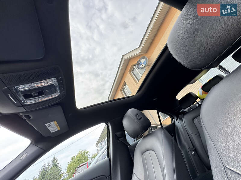 Седан Mercedes-Benz A-Class 2019 в Ужгороде
