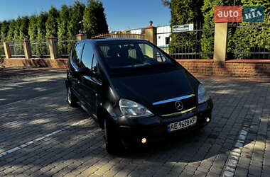 Хэтчбек Mercedes-Benz A-Class 2000 в 