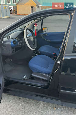Хэтчбек Mercedes-Benz A-Class 2004 в 