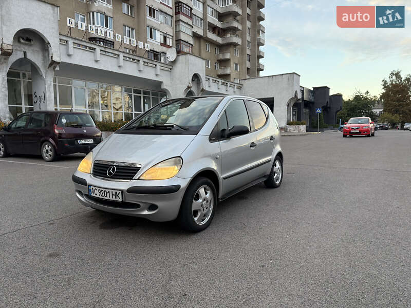 Хэтчбек Mercedes-Benz A-Class 2003 в 