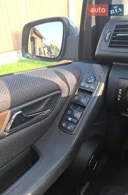 Хэтчбек Mercedes-Benz A-Class 2011 в 