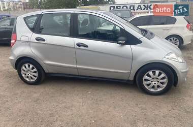 Хэтчбек Mercedes-Benz A-Class 2005 в 