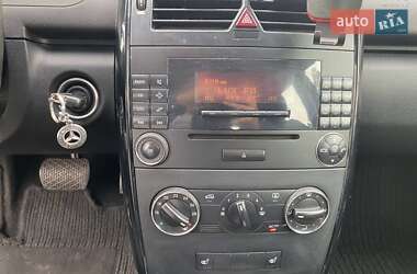 Хэтчбек Mercedes-Benz A-Class 2005 в 