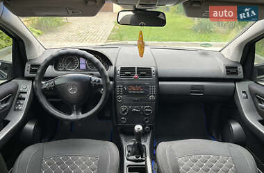 Хэтчбек Mercedes-Benz A-Class 2005 в 