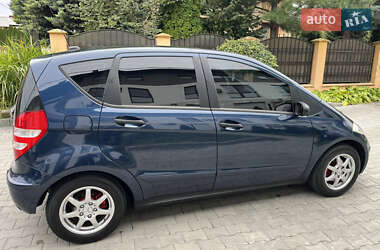 Хэтчбек Mercedes-Benz A-Class 2005 в 