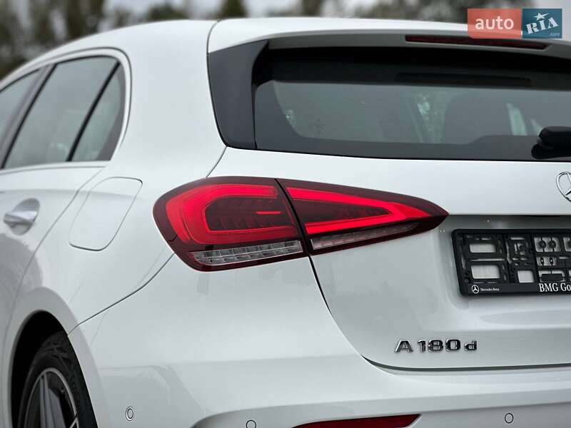 Хетчбек Mercedes-Benz A-Class 2021 в Києві