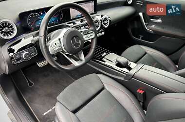 Хэтчбек Mercedes-Benz A-Class 2021 в 