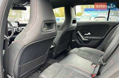 Хэтчбек Mercedes-Benz A-Class 2021 в 