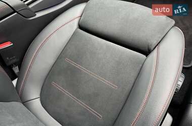 Хэтчбек Mercedes-Benz A-Class 2021 в 