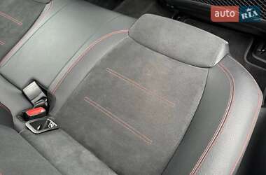 Хэтчбек Mercedes-Benz A-Class 2021 в 