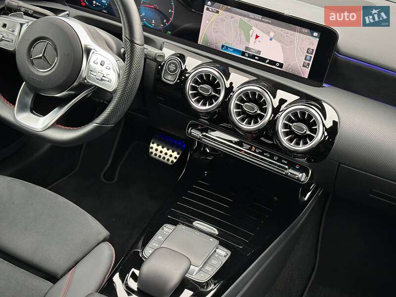 Хетчбек Mercedes-Benz A-Class 2021 в Києві