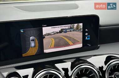 Хэтчбек Mercedes-Benz A-Class 2021 в 