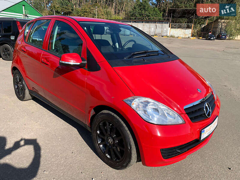 Хэтчбек Mercedes-Benz A-Class 2010 в Киеве фото 5 Хэтчбек Mercedes-Benz A-Class 2010 в Киеве
