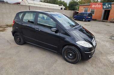 Хэтчбек Mercedes-Benz A-Class 2005 в 