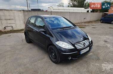 Хэтчбек Mercedes-Benz A-Class 2005 в 