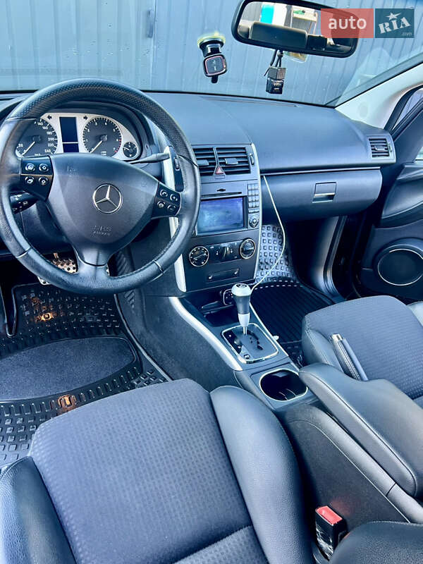 Купе Mercedes-Benz A-Class 2008 в Ивано-Франковске фото 16 Купе Mercedes-Benz A-Class 2008 в Ивано-Франковске